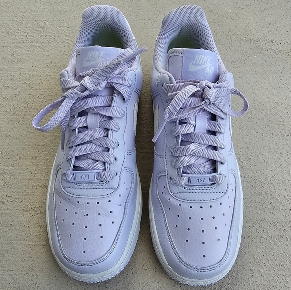 Nike Air Force 1 Women Sneakers - Picture 9 of 12